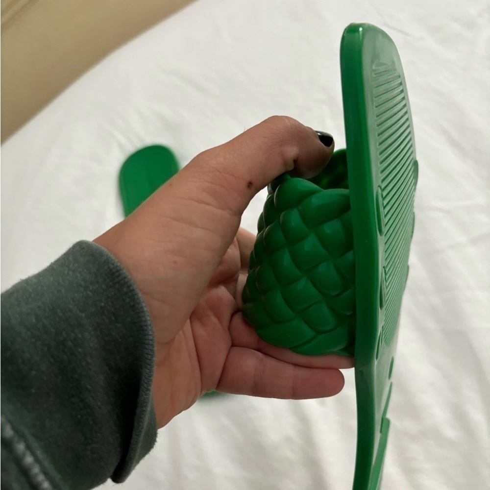 NEW! Old Navy Jelly Slides Quilted Size 11 - Picture 5 of 7